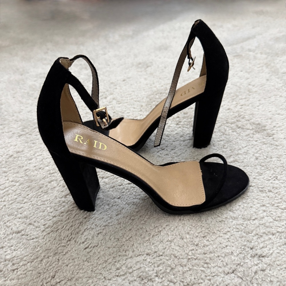 Black Women's Heeled Sandals